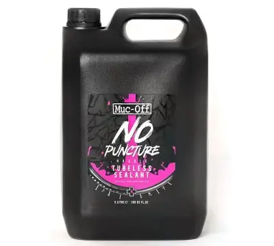 Muc-Off MTB Tubeless Sealant 5 Liter חומר טיובלס לאופניים